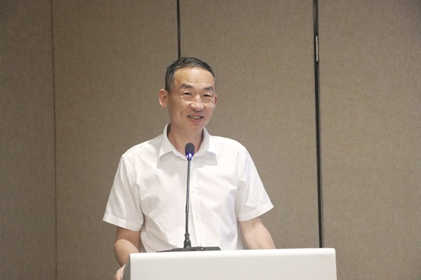 集团党委副书记、监事会主席陈百斌讲话.jpg