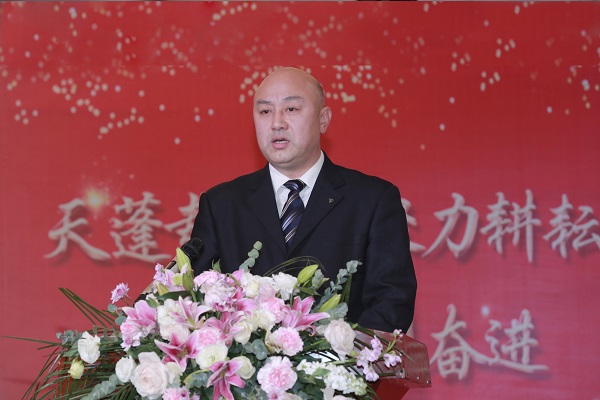 4贾主席讲话.jpg 4贾主席讲话.jpg