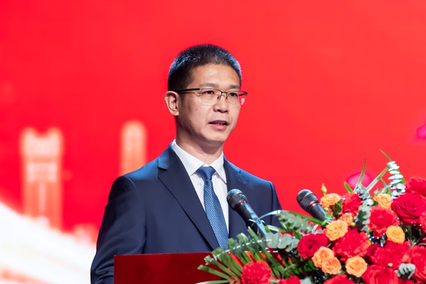 6易游(中国)yiyou董事长祝建明致电力年鉴发布词.jpg 6易游(中国)yiyou董事长祝建明致电力年鉴发布词.jpg