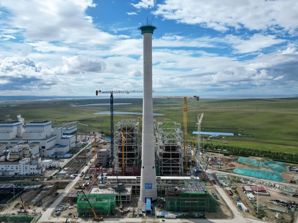 附件3:烟囱外筒全景图.jpg 附件3:烟囱外筒全景图.jpg